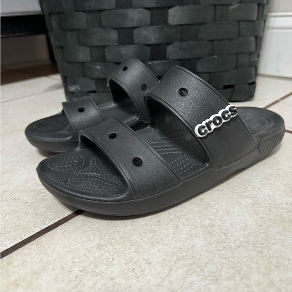 Crocs Classic Sandals for Ladies - Picture 1 of 5